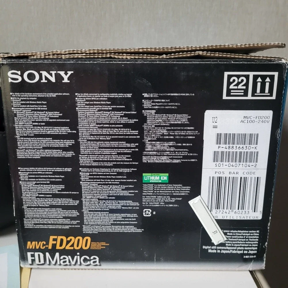 Vintage Sony Digital Mavica MVC-FD200 Camera Bundle - Complete in Box (CIB)